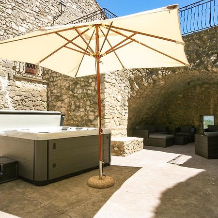 La Closerie D'Escalin Gite 12 Personnes Et Jacuzzi La Garde Adhemar Bagian luar foto