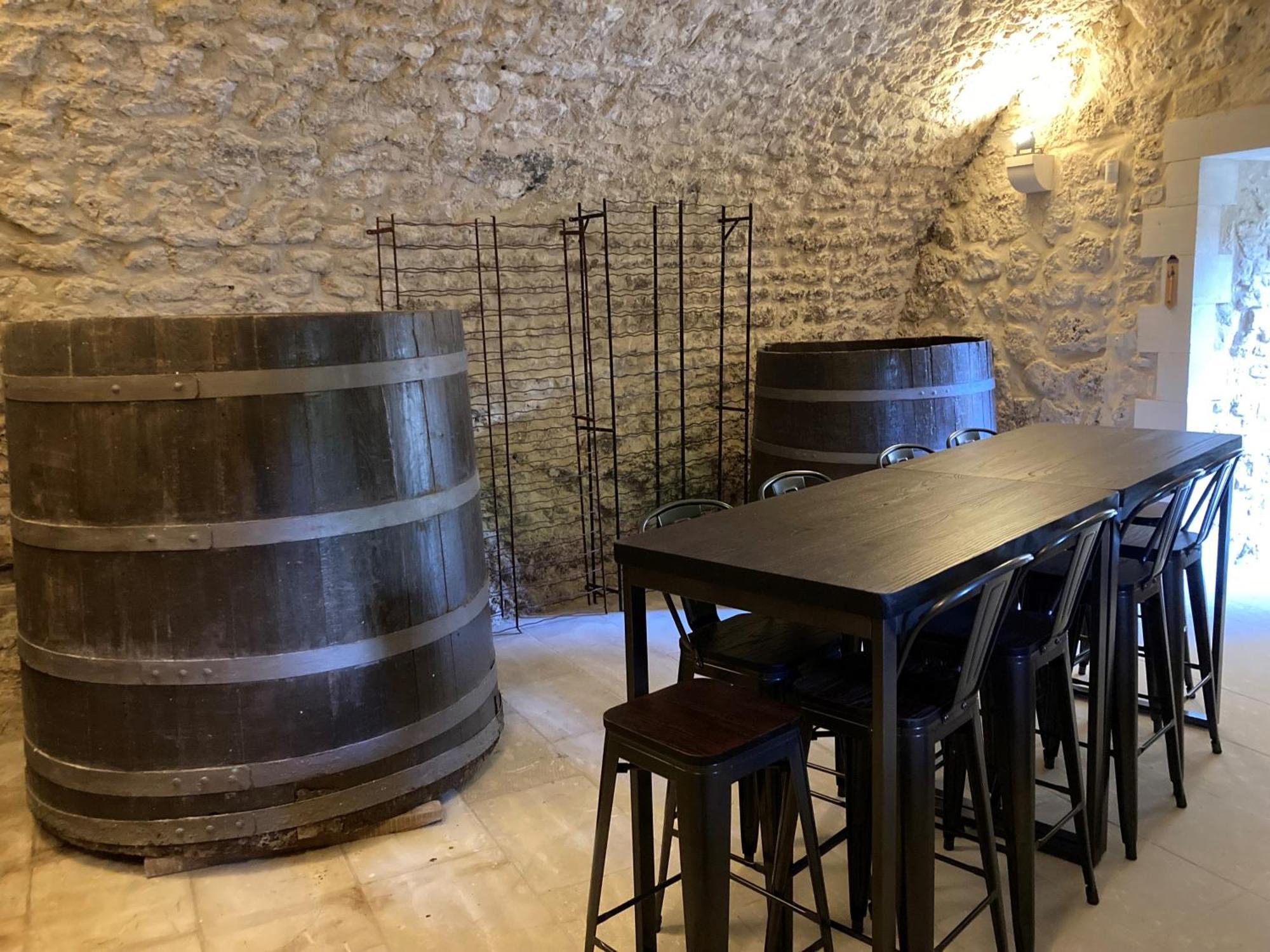 La Closerie D'Escalin Gite 12 Personnes Et Jacuzzi La Garde Adhemar Bagian luar foto